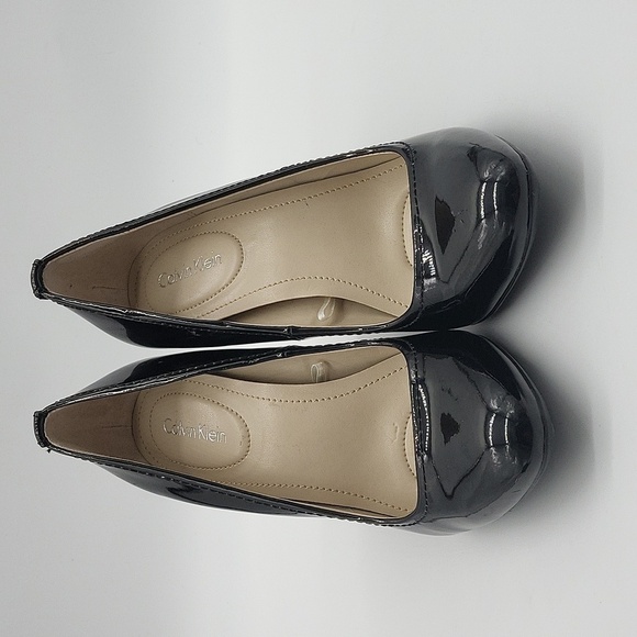 1050- Calvin Klein Women's Heel Black Shoes Size 8 - Picture 3 of 12